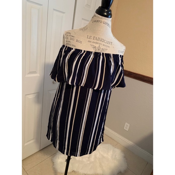 Brand new FOREVER 21 dress - Picture 3 of 5